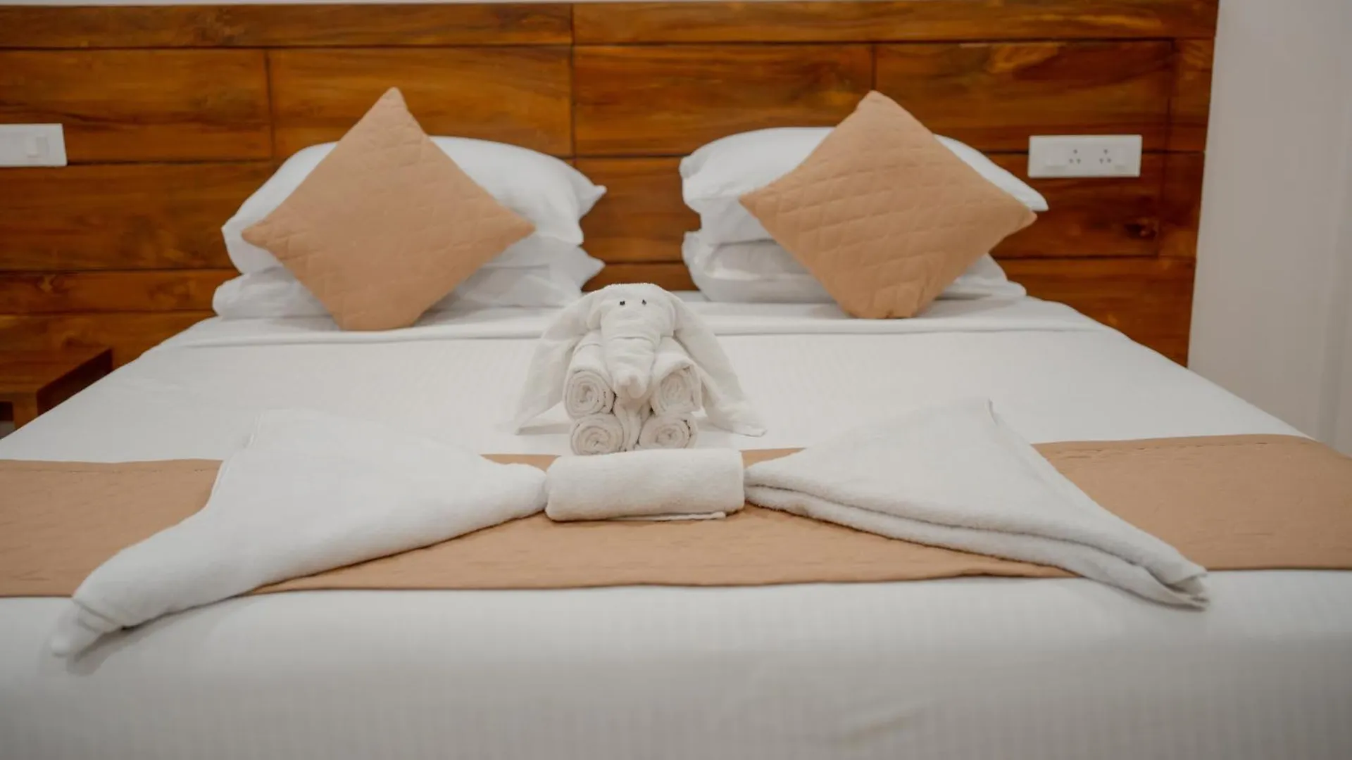Daffodils Luxury Airport Suites Kochi