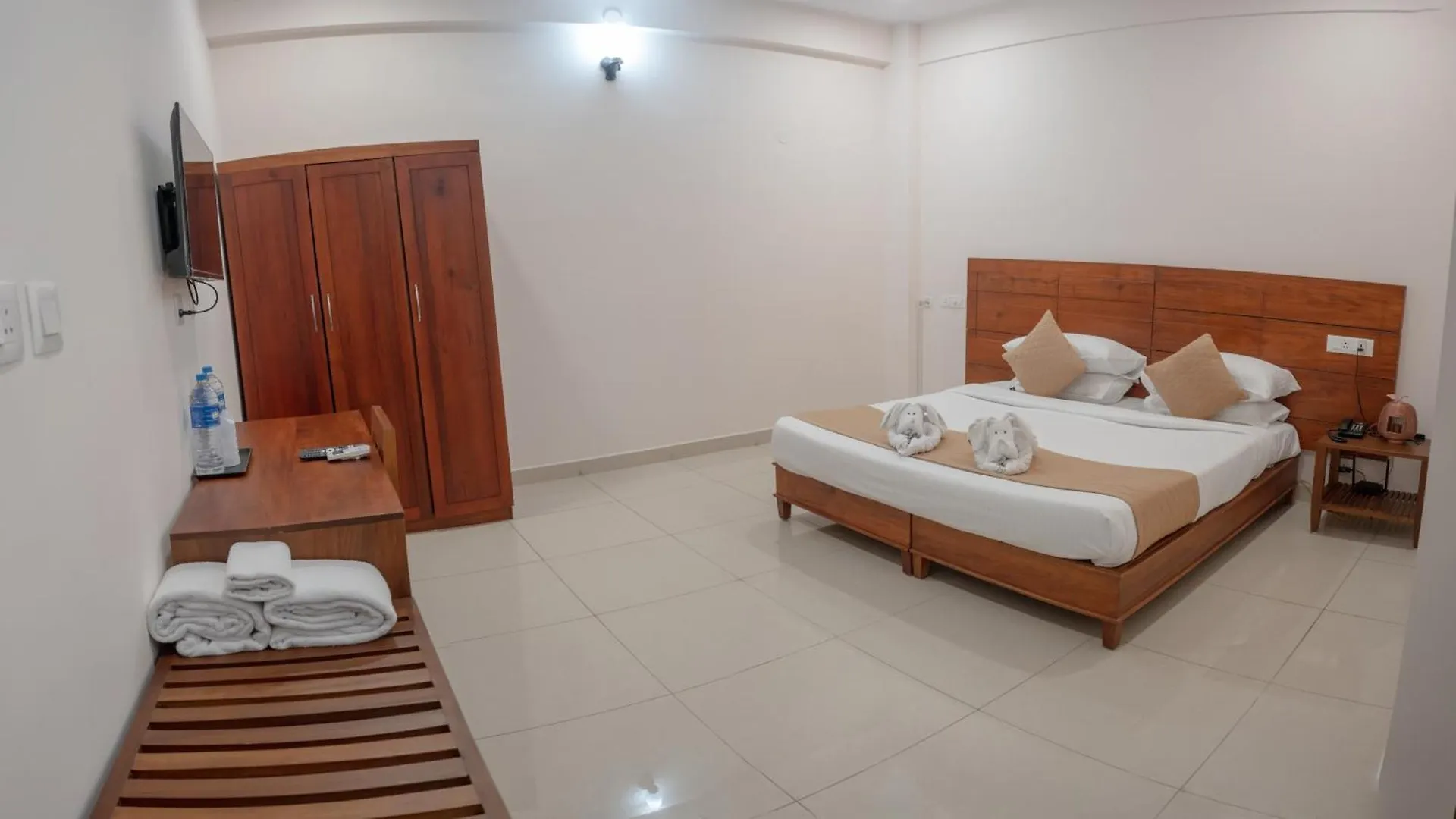 Daffodils Luxury Airport Suites Kochi 0*,
